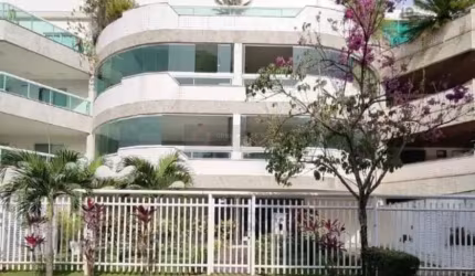 Apartamento à Venda em Recreio dos Bandeirantes