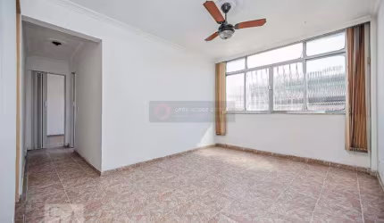 Open House Vende Apartamento no Condominio 7 Setembro - 2 Quartos