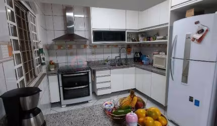 Baixouu Open House Vende Casa 3 Quartos - Boa Vista São Gonçalo RJ.