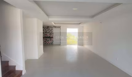 open house vende casa moderna em Itaipu, 1 locação , financia !!!