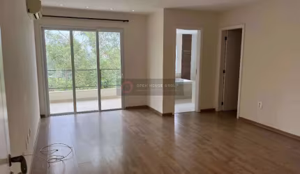 À venda - Ampla casa condomínio Chácara Ubá!!!