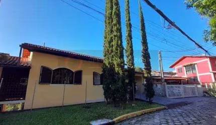 Open House vende casa no Condomínio Lirios do Campo  IV