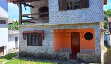 Open House vende casa no Rio do Outro  na rua principal ao lado da delegacia