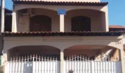 Open House vende !!! Ótima casa com 3 quartos