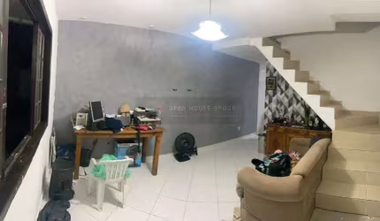 LInda casa duplex em condominio no Rocha