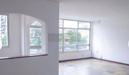 Apartamento na praia João Caetano, 4 quartos. 172M²