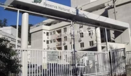 Apartamento 2 quartos todo decorado na Reserva