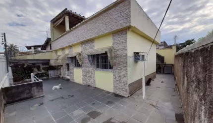 OPENHOUSE VENDE CASA NO MUTUA