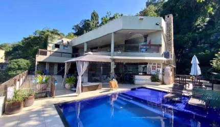 Open house vende casa Com 5 quartos, 4 vagas de carro