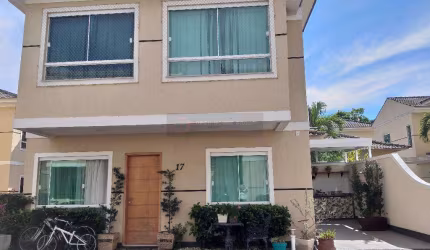 Open House vende Casa em condomínio em Itaipú