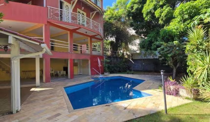 Casa à Venda em Itaipu