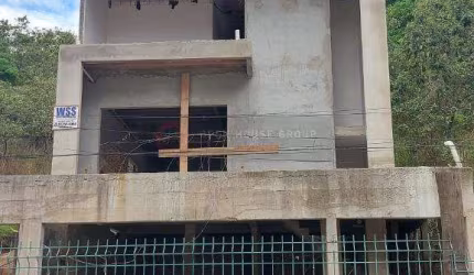 Oportunidade única! Casa de 4 quartos em fase final de construção no Reserva Park - Maria Paula.  A