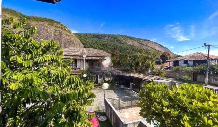 Casa à Venda em Itaipu