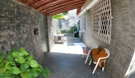 Casa à Venda