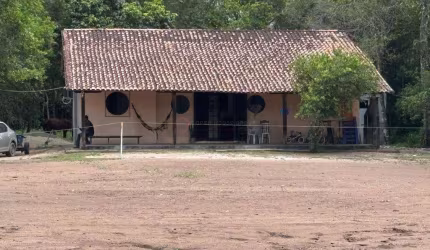 Sitio à Venda