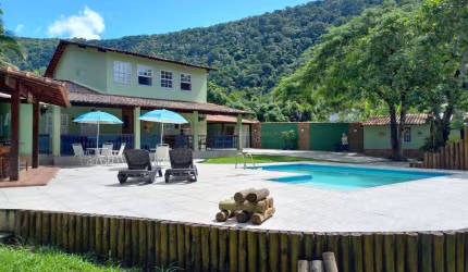 Open House vende casa tipo chácara em Itaocaia Valley, Maricá.(porteira fechada).