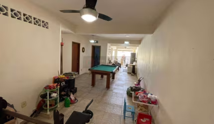 Casa à Venda em Itaipu