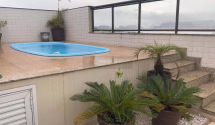 Open House vende -  Cobertura Linear CENTRO NITERÓI,magnífica vista livre!