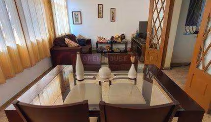 Open House Vende: 3 casas no mesmo terreno. Ideal para família grande ou comércio.