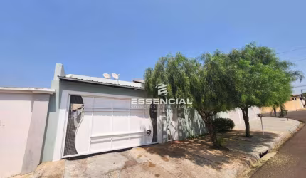 Casa com 2 dormitórios à venda, 110 m² por R$ 340.000,00 - Jardim Cambuí - Botucatu/SP
