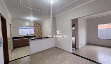 Casa com 3 dormitórios à venda, 141 m² por R$ 590.000,00 - Residencial Ouro Verde - Botucatu/SP