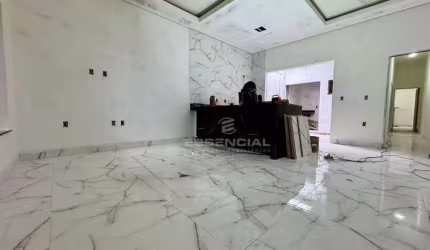 Casa com 2 dormitórios à venda, 112 m² por R$ 370.000,00 - Residencial Ouro Verde - Botucatu/SP
