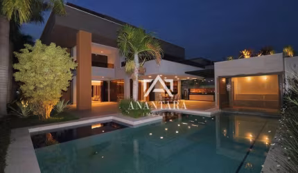 Casa no Alphaville com 4 suítes - Barra da Tijuca
