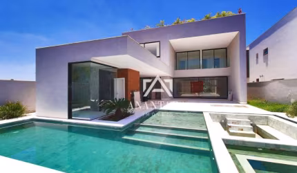 Casa no Aplhaville com 5 suítes - Barra da Tijuca