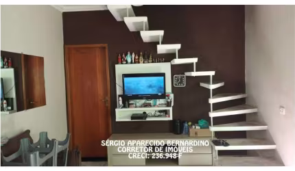 Sobrado para Venda em São José dos Campos, Residencial Altos do Bosque, 5 dormitórios, 1 suíte, 1 banheiro, 2 vagas