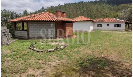 Sítio para Venda em Taubaté, Registro, 4 dormitórios