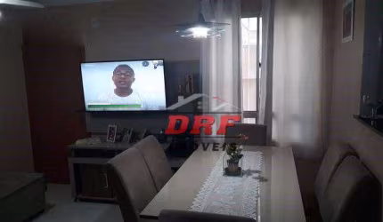 Apartamento com 2 dormitórios 1 vaga à venda, 40 m² por R$ 210.000 - Água Chata - Guarulhos
