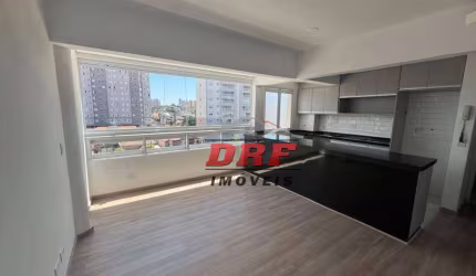 Apartamento com 3 dormitórios 1 suíte 2 vagas à venda, 69 m² por R$ 480.000 - Vila Galvão - Guarulhos/SP