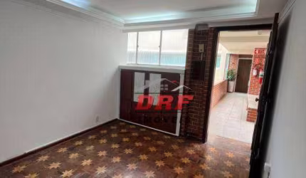 Apartamento Condominio Rio de Janeiro Parque Cecap com 3 Dormitórios com Armários R$330.000,00
