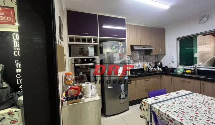 Sobrado com 3 dormitórios à venda, 122 m² por R$ 700.000 - Jardim Terezópolis - Guarulhos/SP