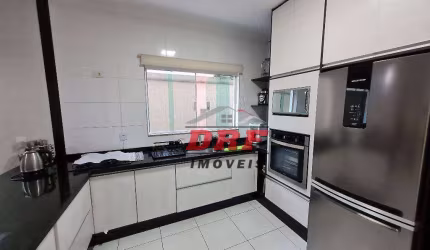 Sobrado com 3 dormitórios à venda, 131 m² por R$ 880.000,00 - Parque Renato Maia - Guarulhos/SP