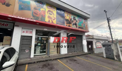 Loja comercial com 330 m² na Vila Galvão