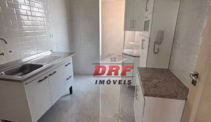 Apartamento no Centro de Guarulhos 2 Dormitórios com Armários em 72 metros Quadrados
