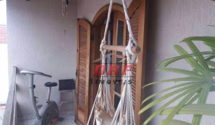 ** Sobrado na Vila Rosália  3 Dorms/ Suíte/ MOBILIADO proximo da Timóteo Penteado **