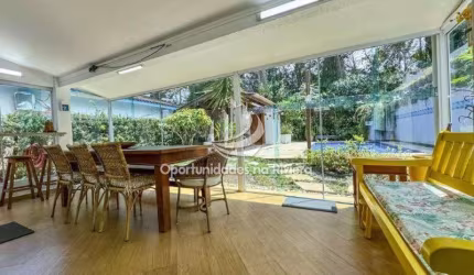 Casa À Venda, 4 dormitórios I 3 Suítes, 137,33m², em  Riviera de São Lourenço, Bertioga - SP.