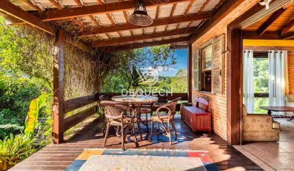 Casa com 4 quartos à venda na Rua Engenheiro Rômulo Gutierrez, 488, Vista Alegre, Curitiba, 459 m2 por R$ 1.790.000