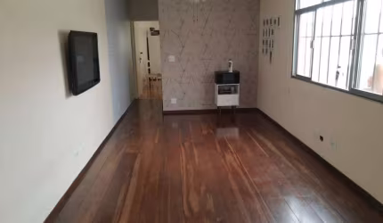 Casa a venda com 4 dormitórios e 5 vagas água funda
