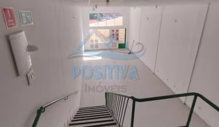 Salão Comercial para Locação em Osasco, Santo Antônio, 1 banheiro