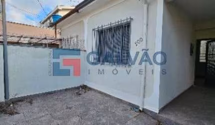 Casa com edícula à venda no Bairro Vianelo em Jundiaí - SP