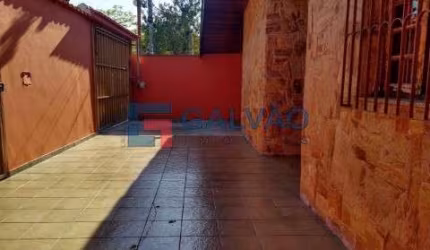 Casa à venda no Bairro Jardim Danúbio em Jundiaí - SP