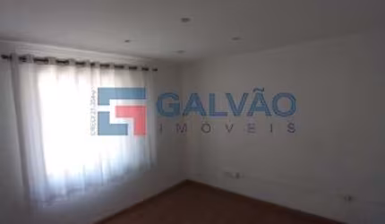 Casa à venda no bairro Jardim Pacaembu em Jundiaí - SP