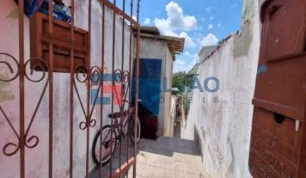 Casa à venda na Vila São José em Várzea Paulista - SP