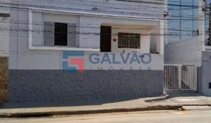 Casa à venda no Bairro Anhangabaú em Jundiaí - SP