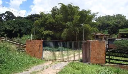 Área à venda no Bairro Estiva em Louveira - SP