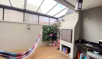 Lindo Sobrado com Terraço
