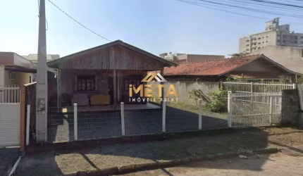 Terreno à venda na Rua Adilio Juvenal Mafra, 266, Centro, Navegantes por R$ 670.000